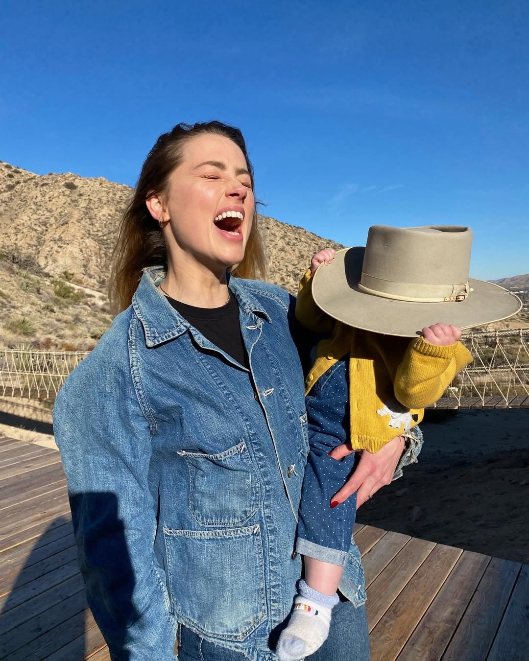 Amber Heard shared a joyous update with her fans, Amber Heard shared a joyous update with her fans,